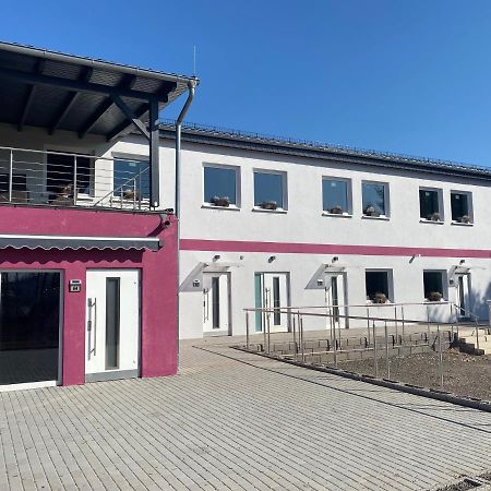Apartmenthaus Krone Wohnen Mit Herz Bexbach Esterno foto