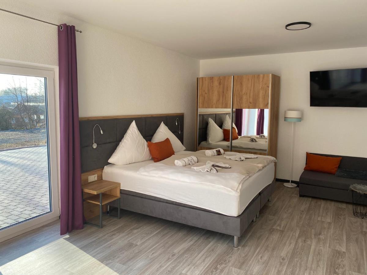 Apartmenthaus Krone Wohnen Mit Herz Bexbach Esterno foto