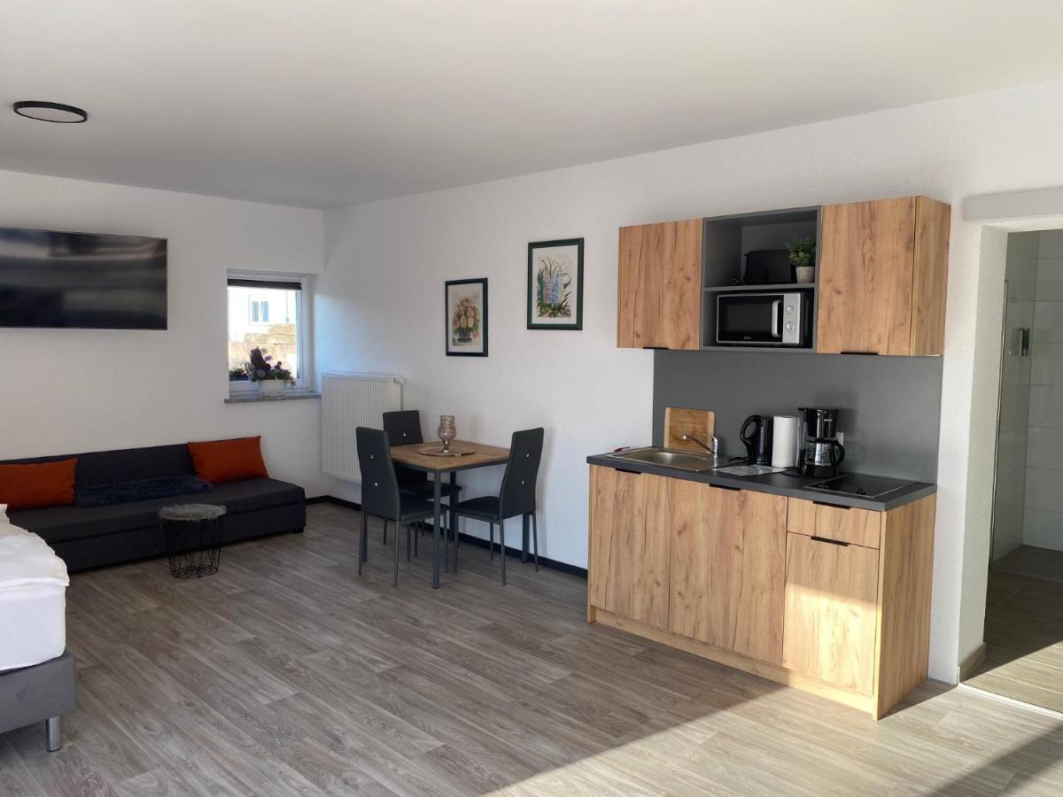 Apartmenthaus Krone Wohnen Mit Herz Bexbach Esterno foto